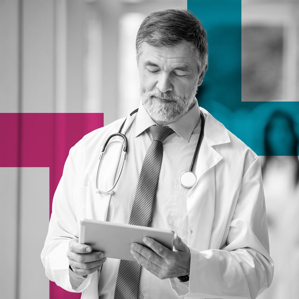 SINGLE-IMAGE_squares-male-doctor-using-a-digital-tablet_jan25