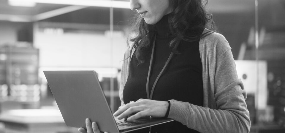 SINGLE-IMAGE_technological-software-engineering-using-a-laptop_jul24