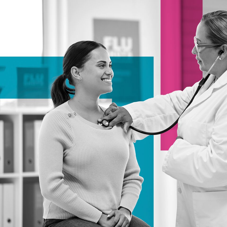 SINGLE-IMAGE_squares-doctor-checking-patient_aug24