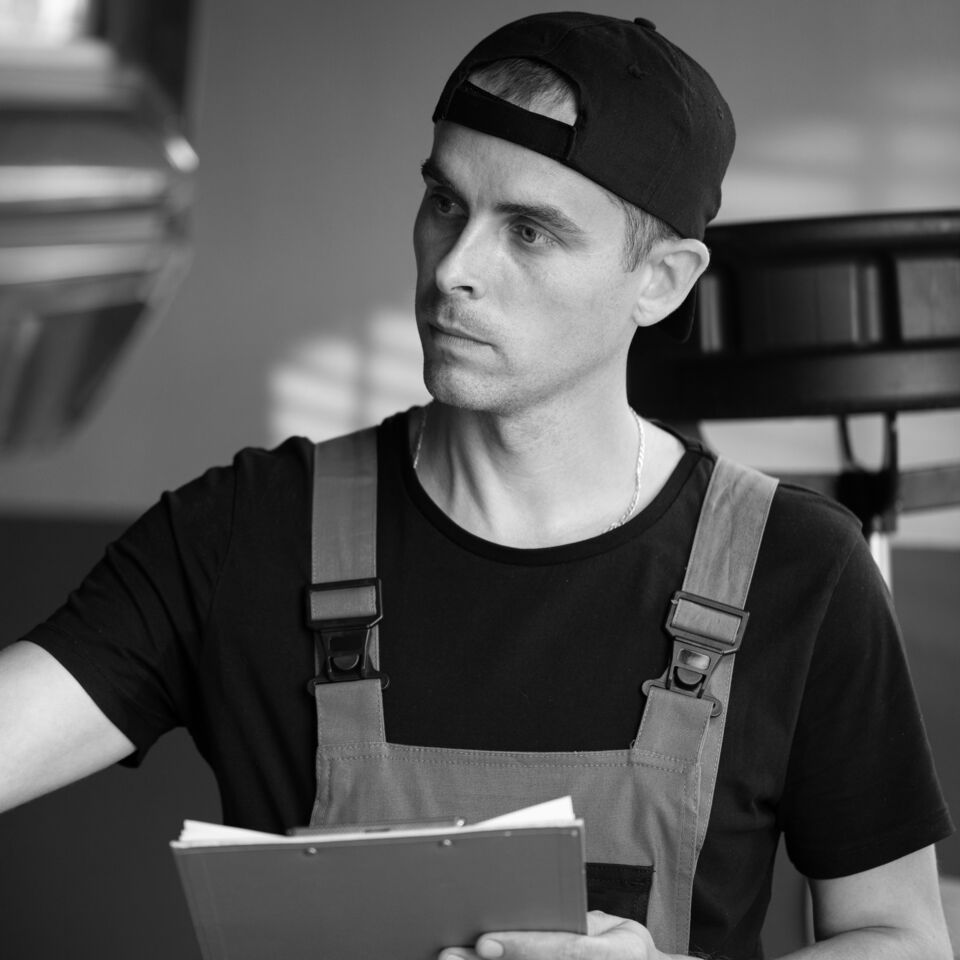 SINGLE-IMAGE_automobile-mechanic_nov23