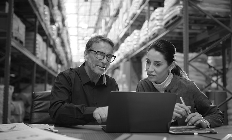 SINGLE-IMAGE_logistics-laptop-and-people-in-warehouse-for-teamwork_jul25
